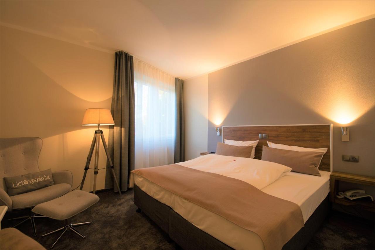 Hotel Stadt Ауріх Екстер'єр фото