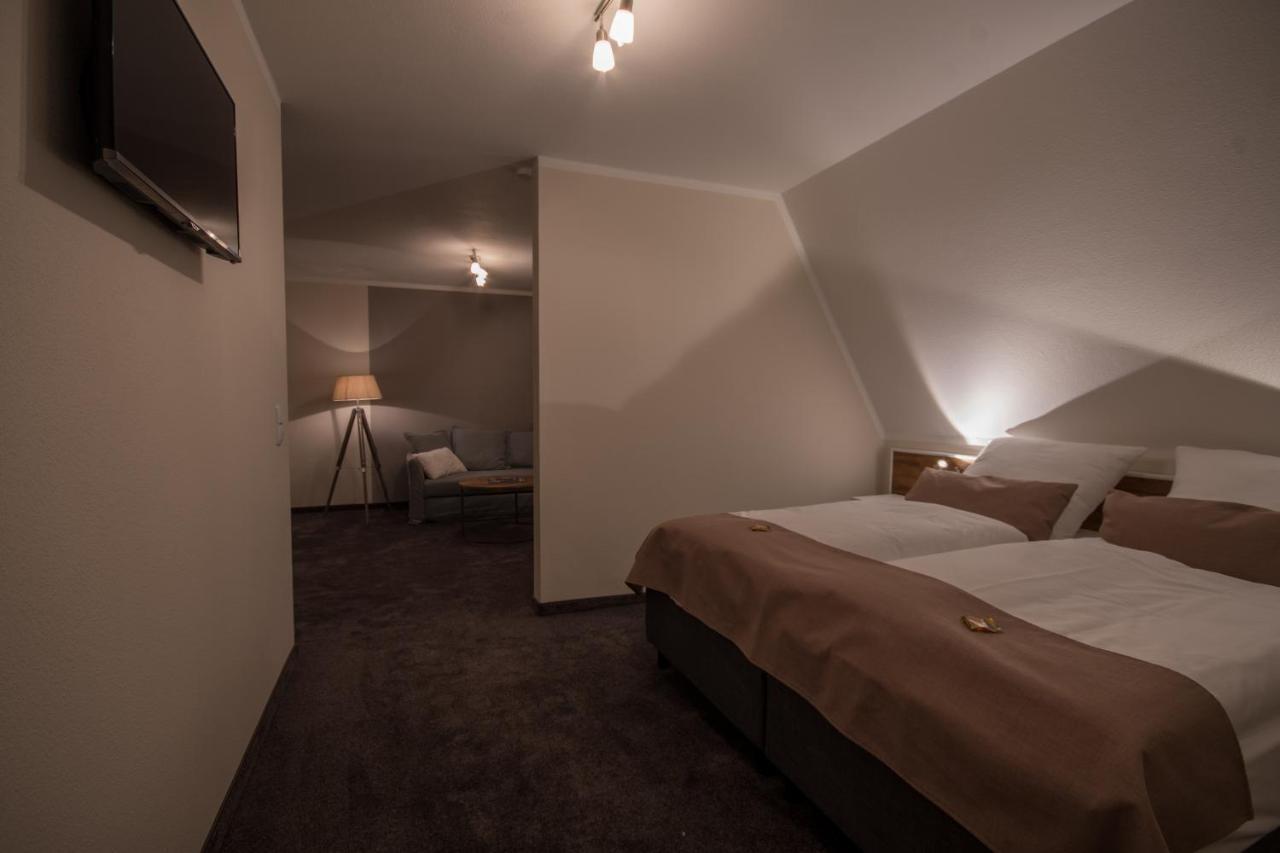 Hotel Stadt Ауріх Екстер'єр фото